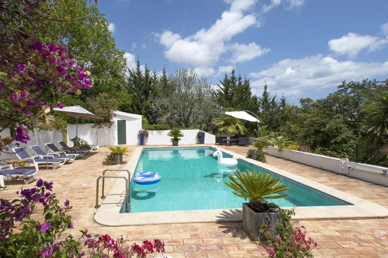 607 Villa Lorena Lagos
