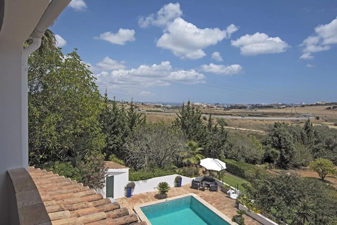607 Villa Lorena Lagos